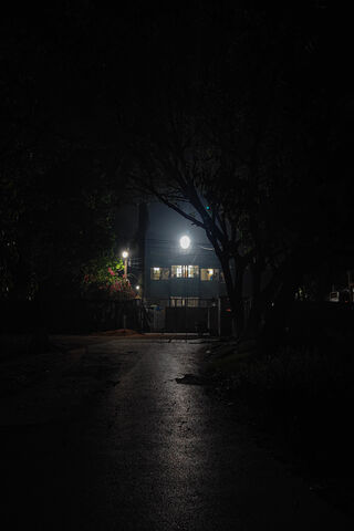 Mysterious Night Walk �..