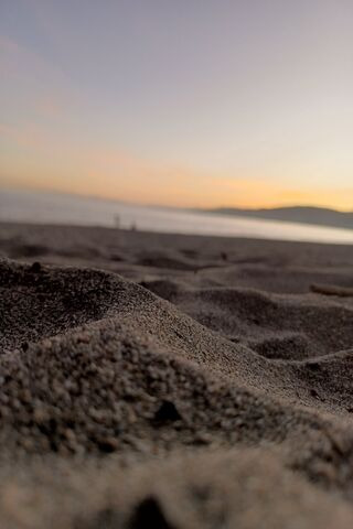 Tranquil Sunset on the Shore 🌅🏖️