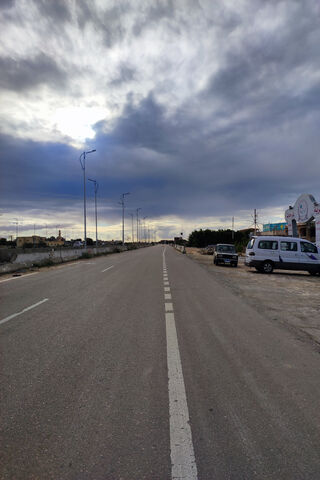 Symmetrical Road Photo