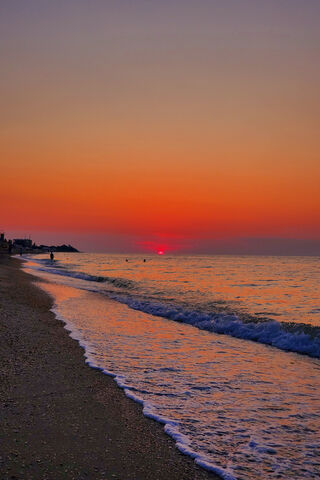 Serene Sunset by the Shore 🌅