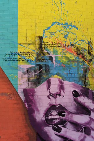 Vibrant Urban Expressio..