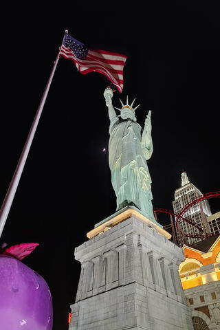 Nighttime Majesty: The ..
