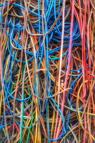 Tangled Connections: The Art of Wire