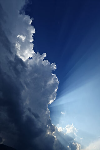 Heavenly Rays 🌤️✨