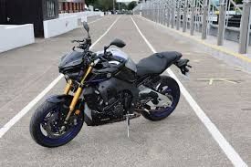 YAMAHA MT