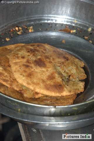 Alu Paratha(potato paratha)