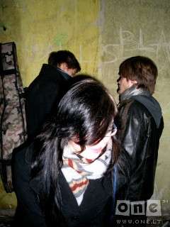 me between 2 idiots LOL:)