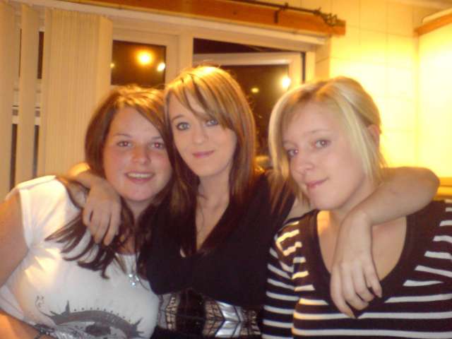 chels me 