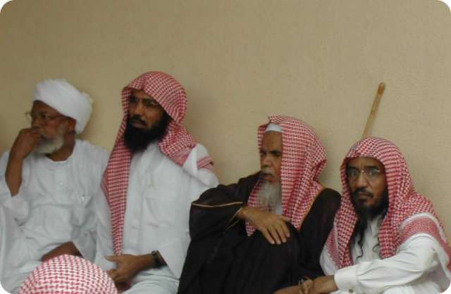[from left to right] Sh. Jafar Idrees, Sh. Salman Al-Oadah, Sh. Al-Barrak, Sh. Sa''''eed b. Zu''''ayr
