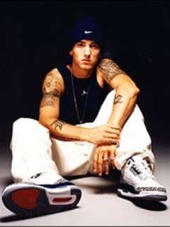 Em