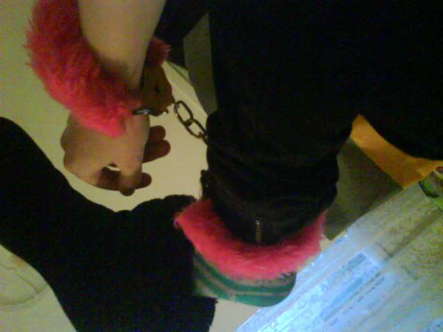 Me hand a