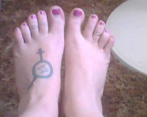 foot tatt