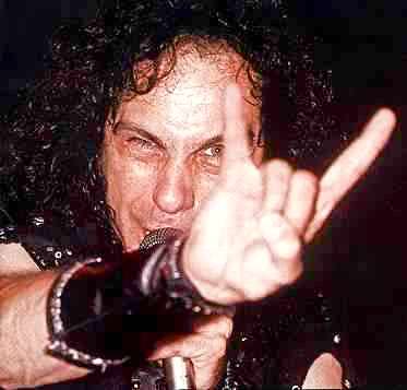 Hand gesture and the evil eye. Dio