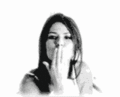 Shania blowin a kiss