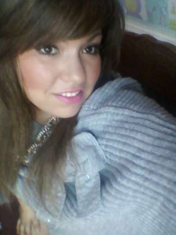 pose
