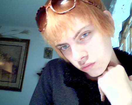 blonde tw