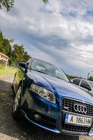 Sleek Elegance: The Audi A4 S-Line 🚗✨