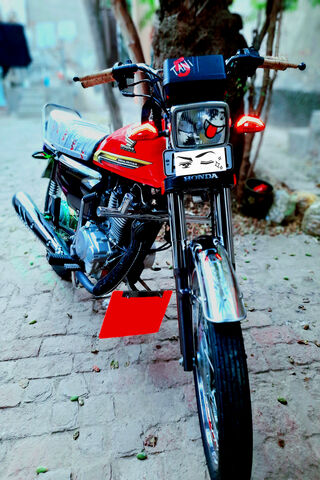 Rev Up Your Ride: The Honda 125SE