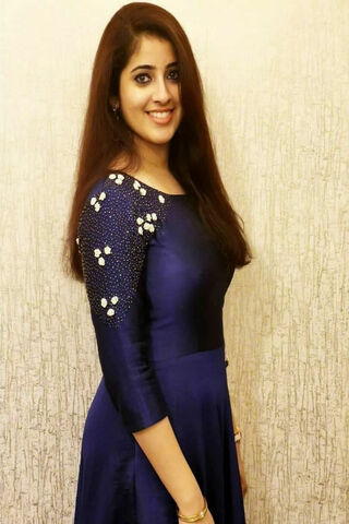 Elegance in Blue: Aima Rosmy's Stunning Look