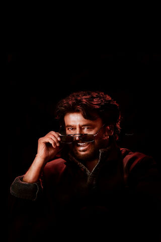 The Charismatic Superstar 🌟