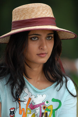 Charming Moments: Anushka Shetty in Casual Elegance