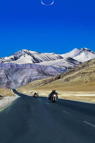 Journey Through the Majestic Leh Ladakh 🏔️🚴