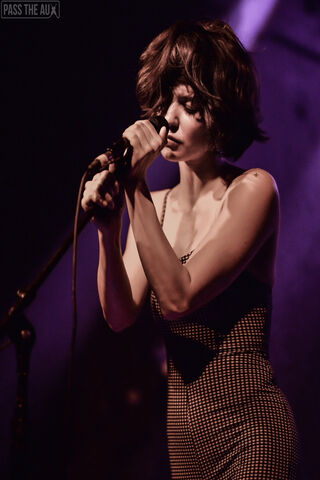 Meg Myers: The Soulful Siren of Indie Rock 🎤✨