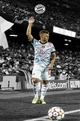 Kimmich: The Midfield Maestro 🎶⚽