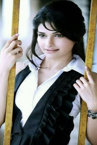 Charming Elegance: The Allure of Prachi Desai