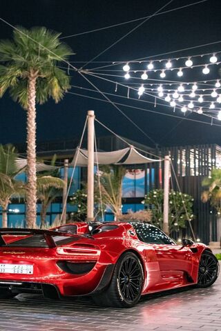 Porsche 918: The Pinnacle of Hybrid Performance 🚗✨