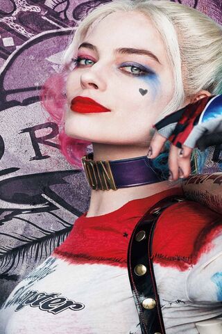 Harley Quinn: The Queen of Chaos 🎭💖