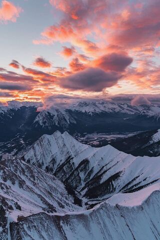 Majestic Winter Wonderland 🌨️🏔️