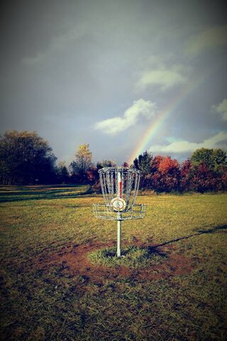 Chasing Rainbows: The Joy of Disc Golf 🌈🏌️