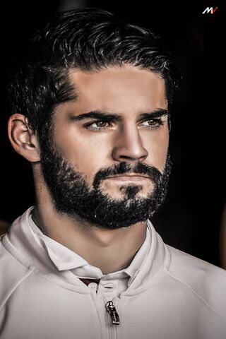 Isco: The Maestro of the Pitch 🎩⚽