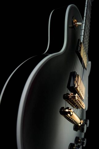 Strumming the Heartstri..