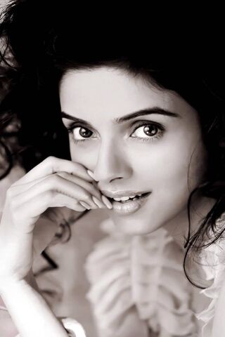 The Enigma of Asin: A Mysterious Presence