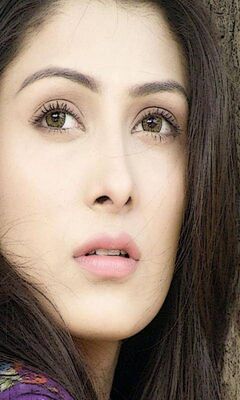 Picture of Aiza Khan