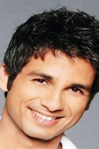 Shahid Kapoor: The Rising Star 🌟