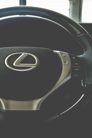Luxury on Wheels: The L..