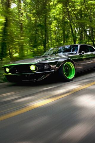 Mustang verde