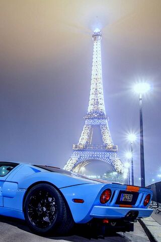 The Iconic Ford GT: A Supercar Legend 🚗💨