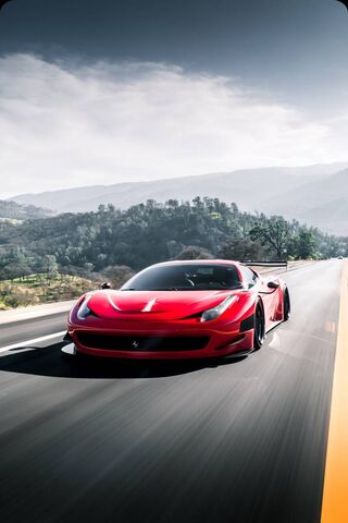 Ferrari à toute vitesse