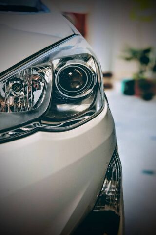 Sleek Elegance: The Toyota Aqua in Focus 🚗✨