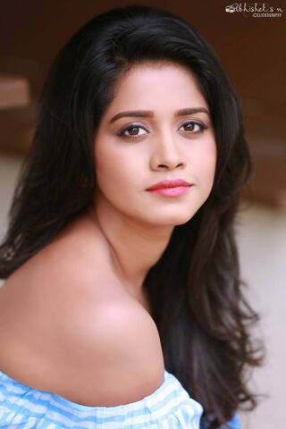 Radiant Charm: The Essence of Nabah Natesh