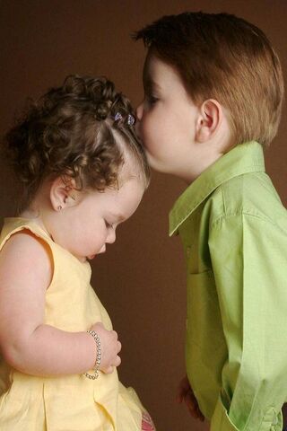 Sweet Moments: A Kiss to Remember 💖