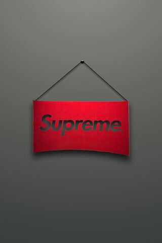 The Iconic Supreme Sign: A Streetwear Legend 🏙️✨