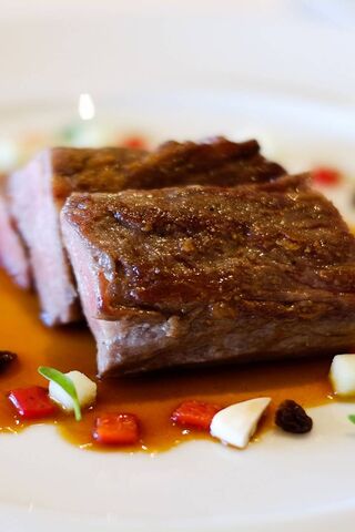 Succulent Roast Pork Delight 🍖