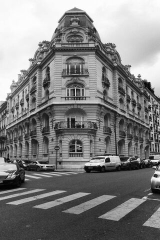 Paris Building