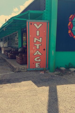 Retro Vibes Await! 🌟