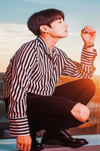Jungkook: The Rising St..